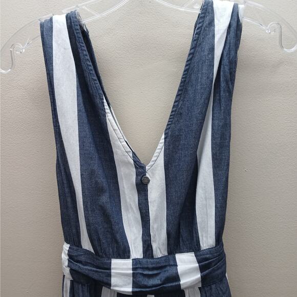 Roxy Jumpsuit with Belt Striped Wide Leg Blue & White Size XS Vacation Beach - Picture 3 of 14